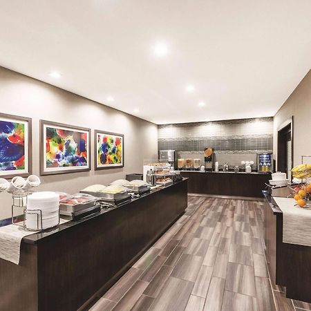 La Quinta Inn & Suites By Wyndham San Antonio Downtown Dış mekan fotoğraf