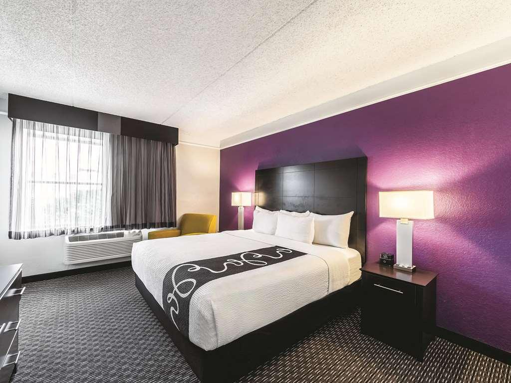 La Quinta Inn & Suites By Wyndham San Antonio Downtown Oda fotoğraf
