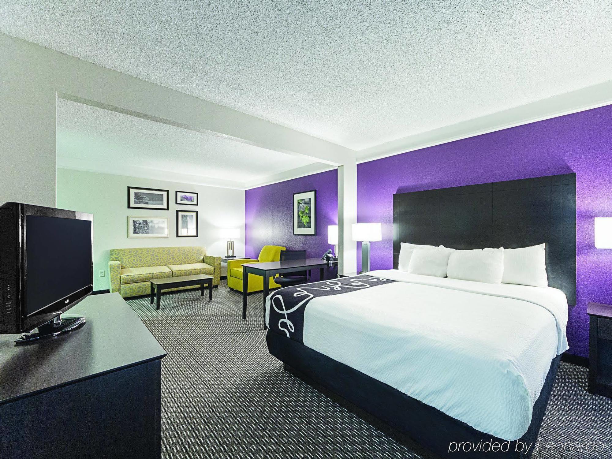 La Quinta Inn & Suites By Wyndham San Antonio Downtown Dış mekan fotoğraf